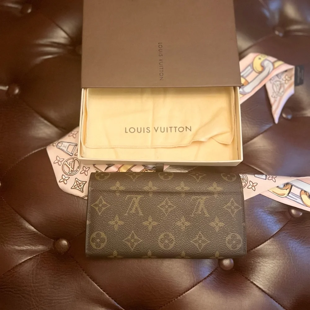 LOUIS VUITTON Long Wallet Portefeuille Sarah Monogram canvas 💯% Authentic - Picture 16 of 16